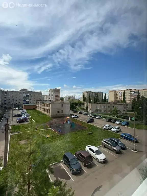4-комнатная квартира: Ишимбай, улица Докучаева, 22 (76.8 м) - Фото 0