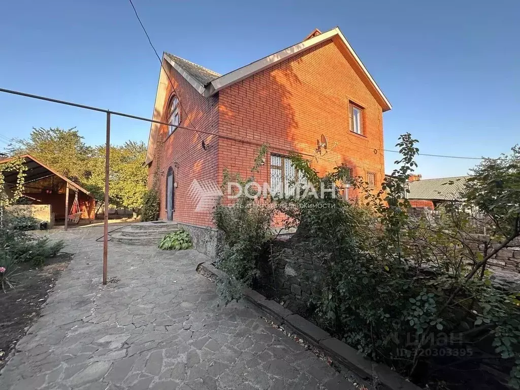 Дом в Ростовская область, Шахты Отставной пер., 1 (267 м) - Фото 0