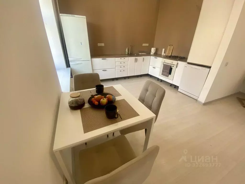 2-к кв. Санкт-Петербург ул. Большая Зеленина, 12 (70.0 м) - Фото 1