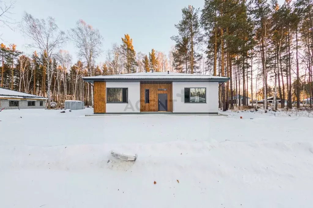 Дом в Свердловская область, Полевской городской округ, с. Курганово ... - Фото 0