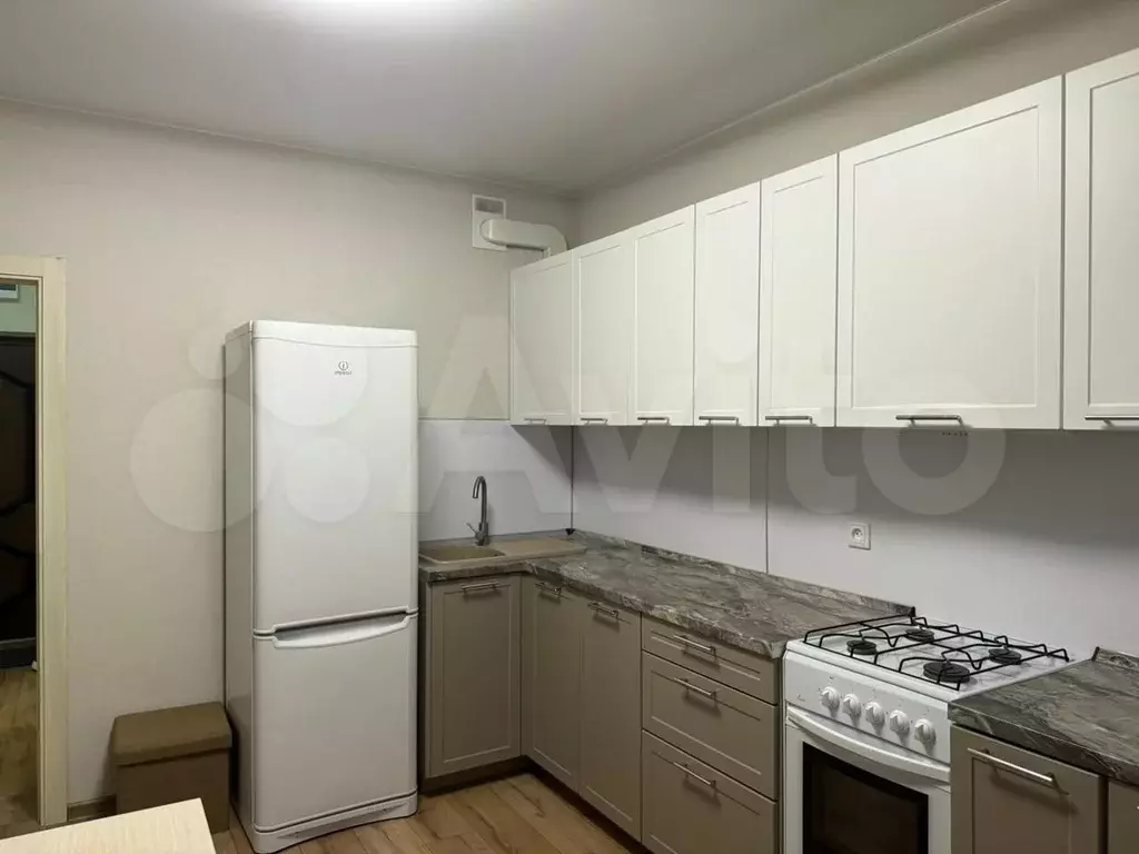 1-к. квартира, 40 м, 14/24 эт. - Фото 0