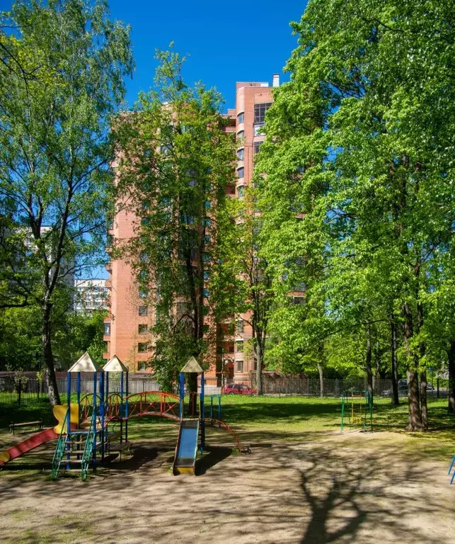 3-к кв. Санкт-Петербург Дрезденская ул., 11к2 (111.6 м) - Фото 0