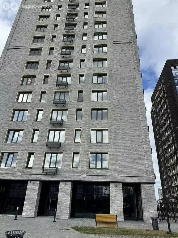 2-комнатная квартира: Тюмень, улица Судостроителей, 48 (63.5 м) - Фото 0