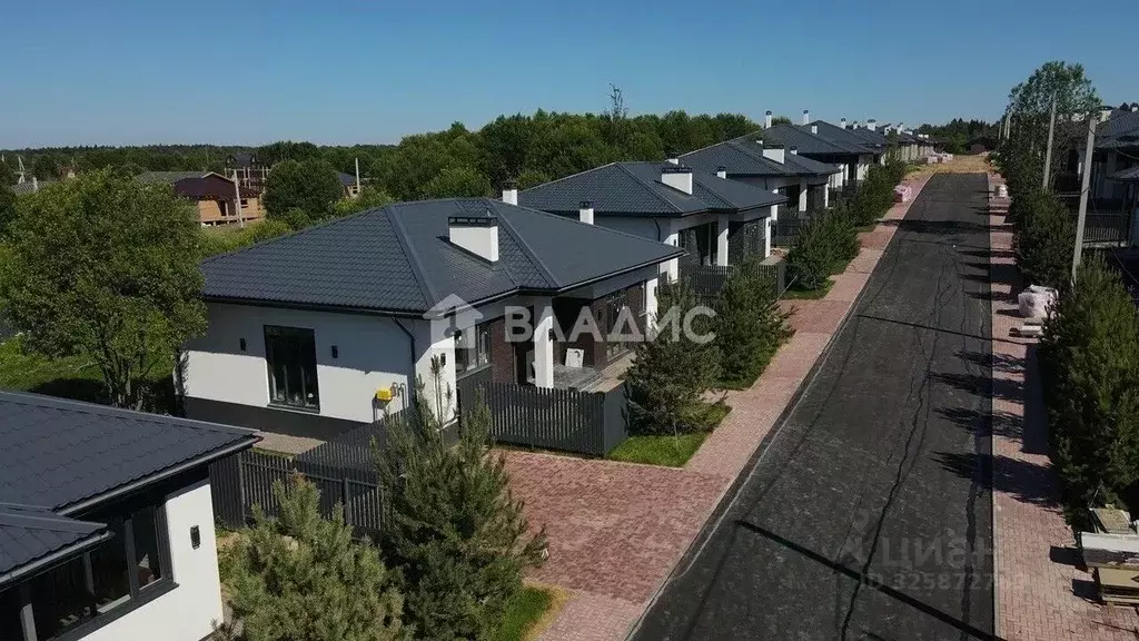 Дом в Московская область, Щелково городской округ, Петровский квартал ... - Фото 1