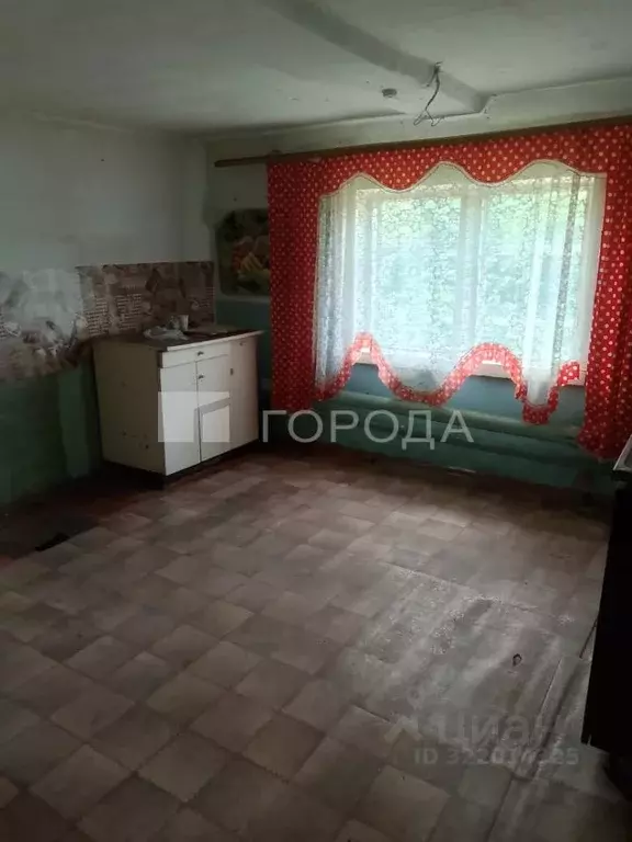 Дом в Алтайский край, Первомайский район, пос. Ильича ул. Горького, 12 ... - Фото 1