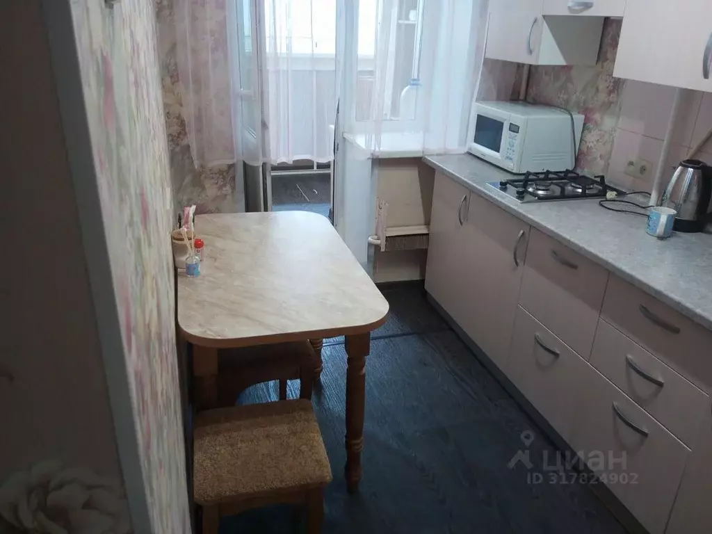 1-к кв. Удмуртия, Ижевск ул. Степана Разина, 54 (34.0 м) - Фото 0