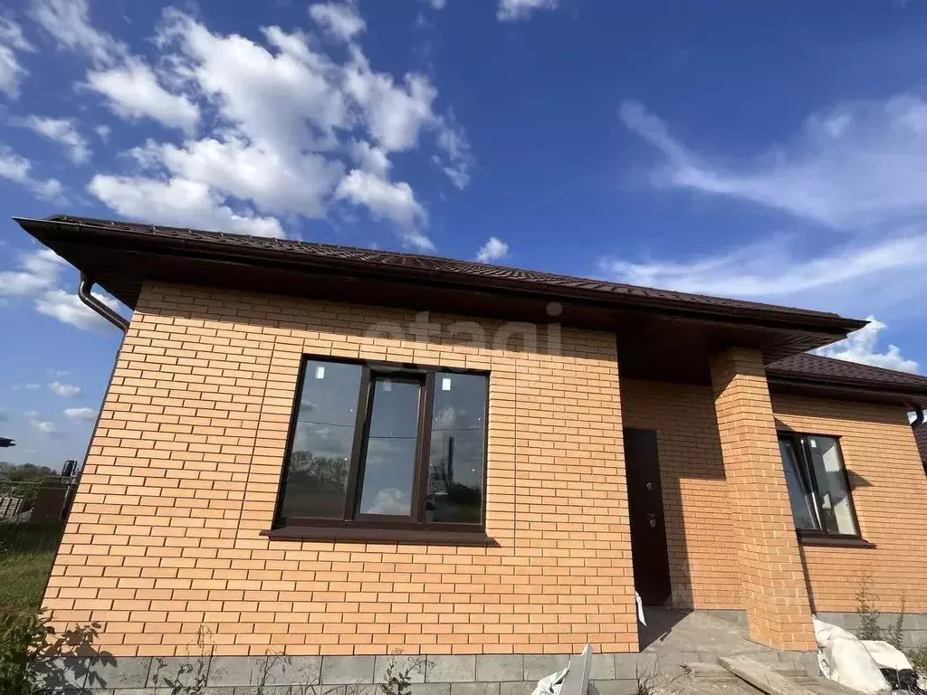 Дом в Белгородская область, Корочанский район, Мелиховское с/пос, с. ... - Фото 2