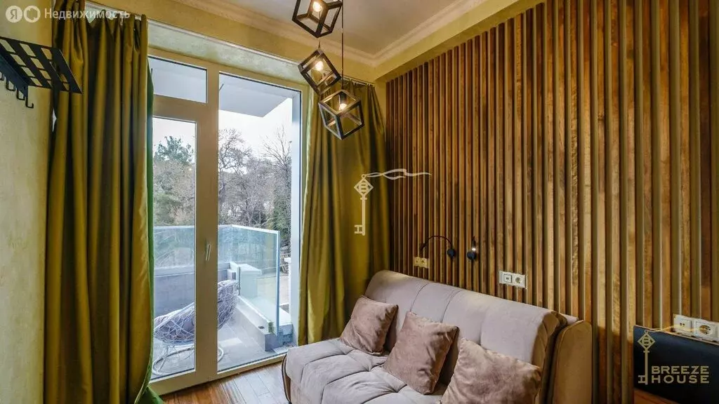 2-комнатная квартира: Ялта, Парковый проезд, 8Д (35 м) - Фото 1