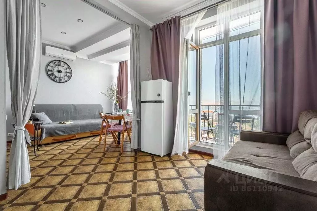 1-к кв. Краснодарский край, Геленджик Курортная ул., 14А (50.0 м) - Фото 1
