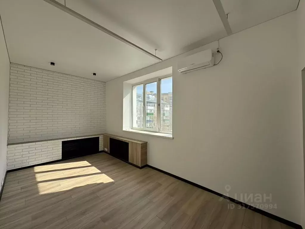 Офис в Татарстан, Казань Маршрутная ул., 12А (8 м) - Фото 0