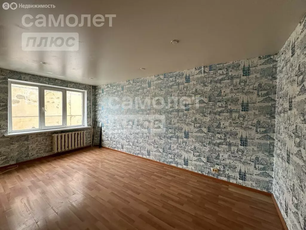 3-комнатная квартира: Первоуральск, улица Ленина, 13А (56 м) - Фото 1