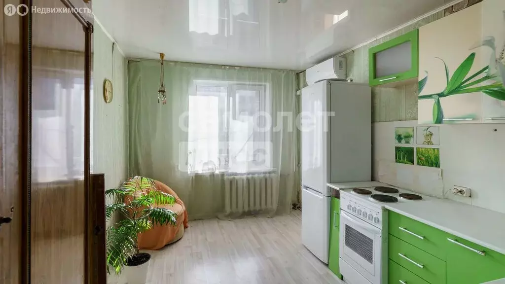 2-комнатная квартира: Тюмень, улица Мельникайте, 115 (46 м) - Фото 1