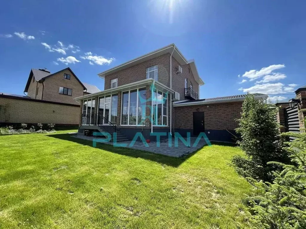 Дом в Татарстан, Казань ул. Снайперская, 41 (180 м) - Фото 1