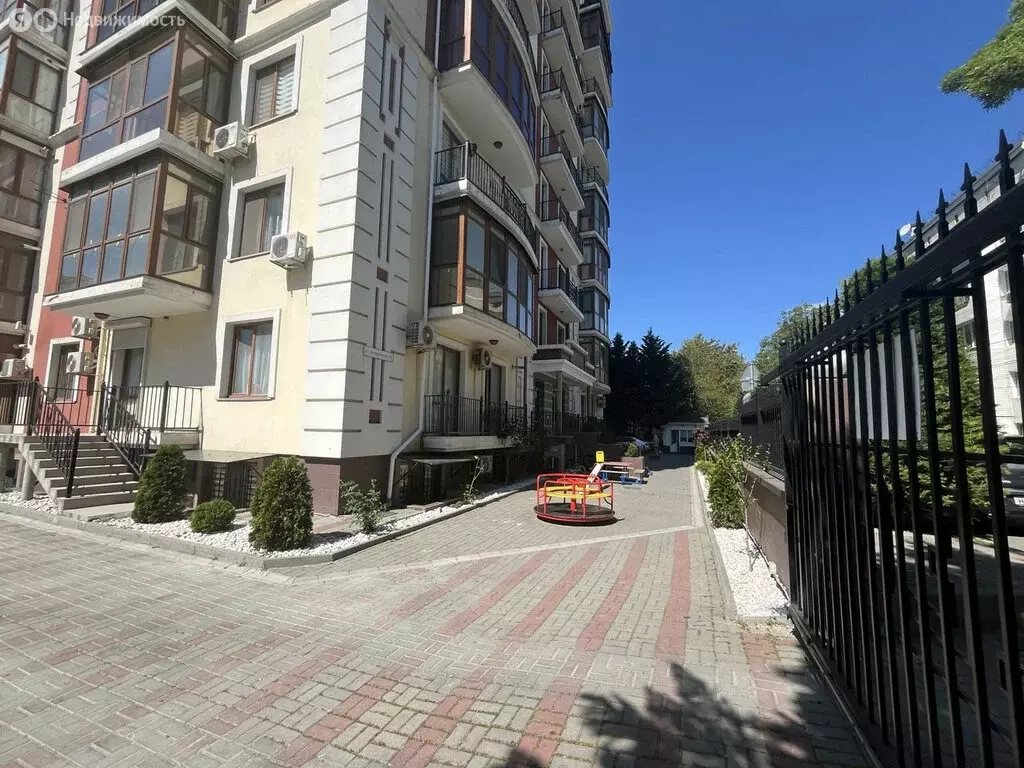 4-комнатная квартира: Симферополь, Эскадронная улица, 6А (164.86 м) - Фото 1
