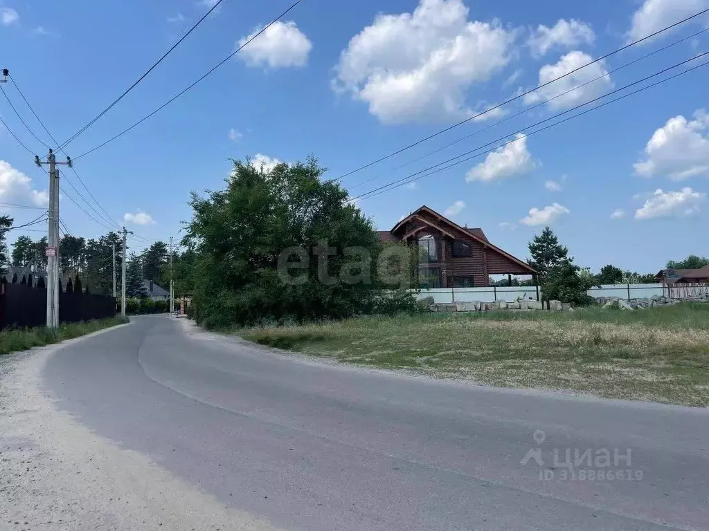 Участок в Воронежская область, Рамонский район, с. Ямное ул. Ленина, ... - Фото 0