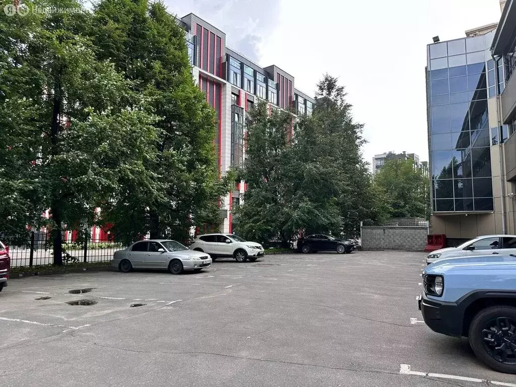 Офис (6935.8 м) - Фото 1