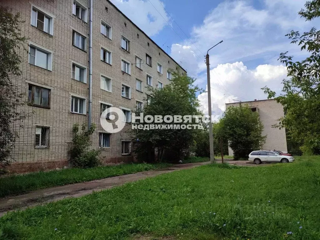 комната кировская область, киров ул. кирова, 30 (13.0 м) - Фото 0