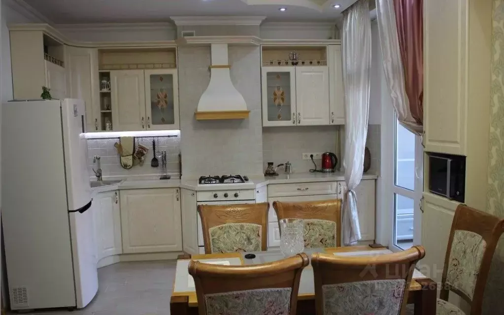 1-к кв. Крым, Симферополь ул. Камская, 31 (50.0 м) - Фото 1