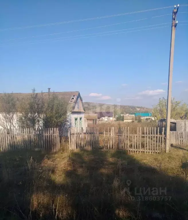 Дом в Башкортостан, Караидельский район, Подлубовский сельсовет, д. ... - Фото 1