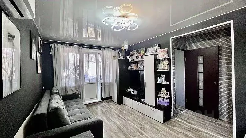 1-к кв. Самарская область, Тольятти Молодежный бул., 33 (32.5 м) - Фото 1