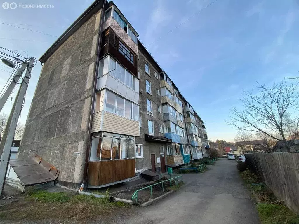 3-комнатная квартира: Горно-Алтайск, Заводская улица, 12 (56.9 м) - Фото 0