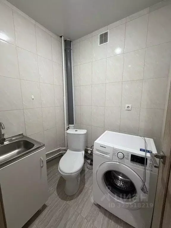 Комната Чувашия, Чебоксары Кукшумская ул., 15 (13.6 м) - Фото 1