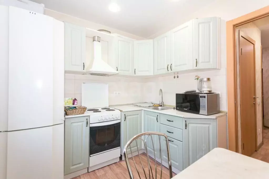 2-к кв. Новосибирская область, Новосибирск ул. Связистов, 1 (56.0 м) - Фото 1