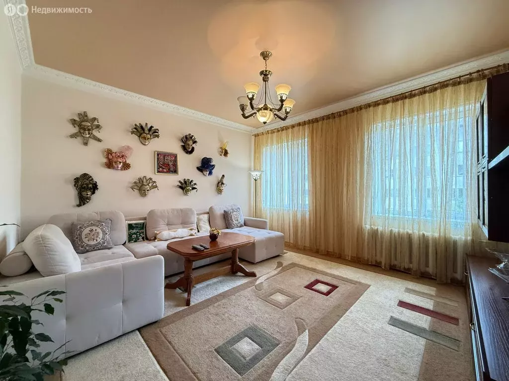 3-комнатная квартира: Нальчик, Кабардинская улица, 188 (64 м) - Фото 1