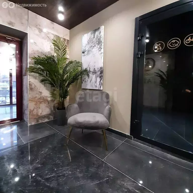 2-комнатная квартира: Брянск, улица Вали Сафроновой, 74 (70.1 м) - Фото 2