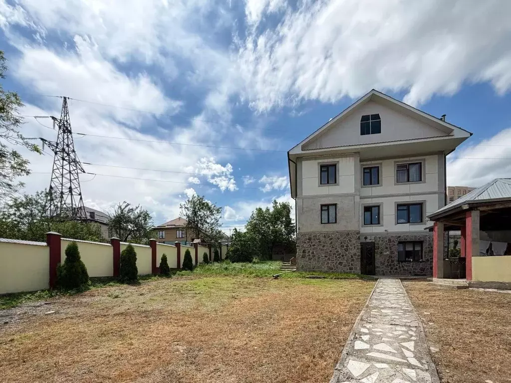 Дом в Кабардино-Балкария, Нальчик Труженик СДТ, 328 (240 м) - Фото 2