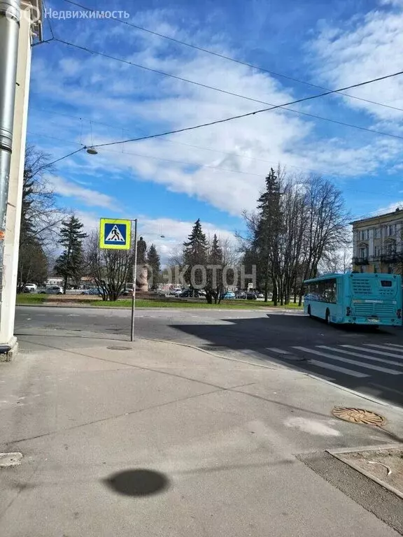 1к в 3-комнатной квартире (21.7 м) - Фото 1