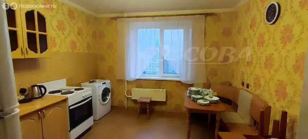 3-комнатная квартира: Тюмень, улица Домостроителей, 26 (86 м) - Фото 1