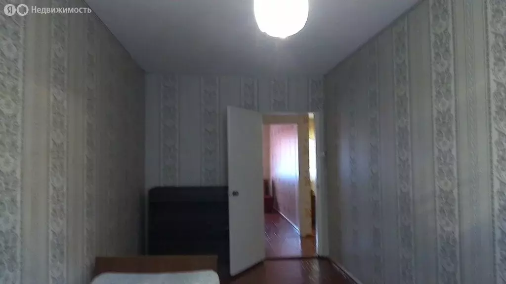 3-комнатная квартира: Белгород, улица Некрасова, 8А (55 м) - Фото 0
