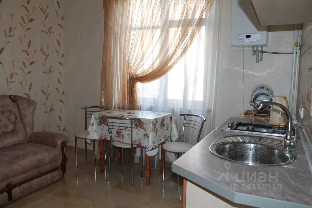 1-к кв. Крым, Ялта ул. Тренева, 3 (20.0 м) - Фото 1