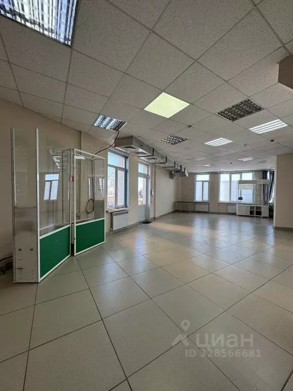 Помещение свободного назначения в Чувашия, Новочебоксарск Восточная ... - Фото 1