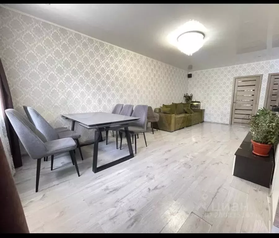 3-к кв. Астраханская область, Астрахань Краснопитерская ул., 127 (59.0 ... - Фото 1