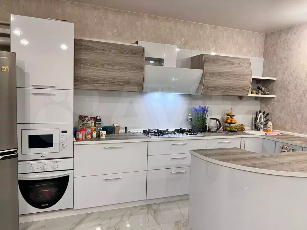 2-к. квартира, 72 м, 1/2 эт. - Фото 0