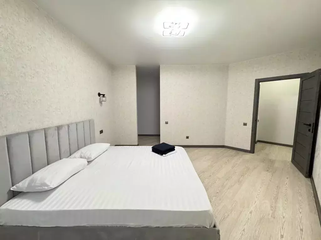 1-к кв. Тюменская область, Тюмень Новгородская ул., 3 (53.0 м) - Фото 2