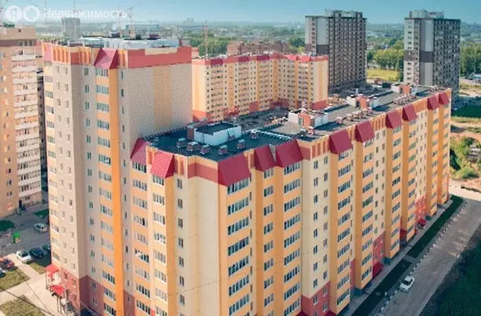 3-комнатная квартира: Новосибирск, улица Петухова, 12/4 (73.8 м) - Фото 0