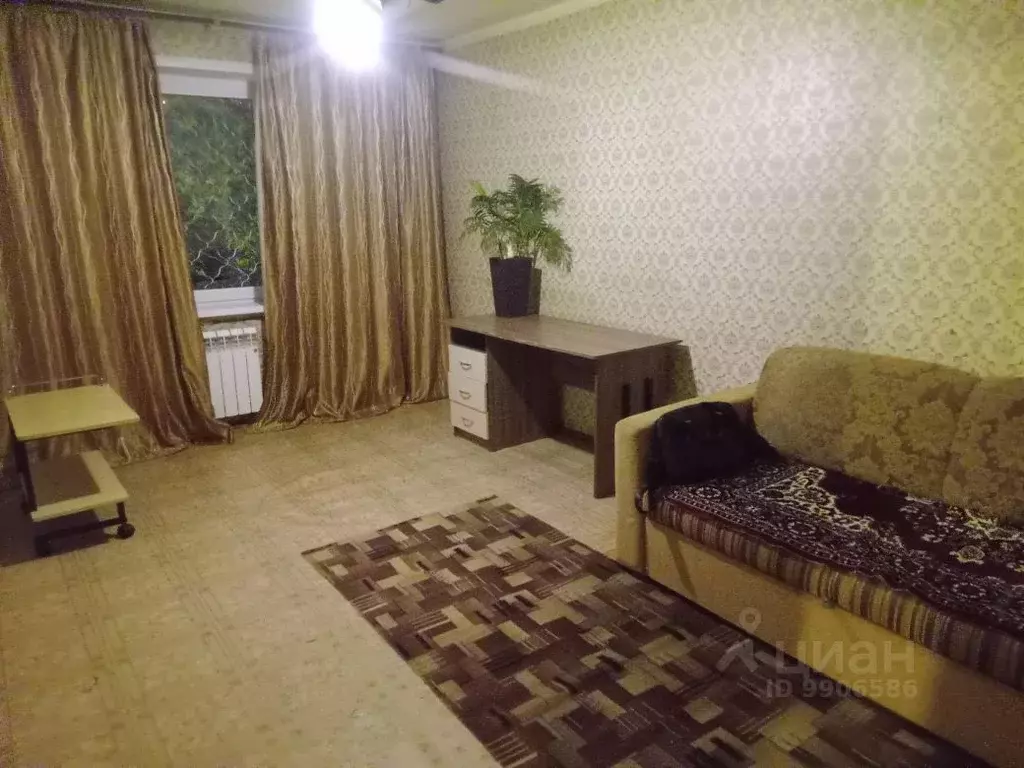 2-к кв. Самарская область, Тольятти ул. Лизы Чайкиной, 58 (40.0 м) - Фото 0
