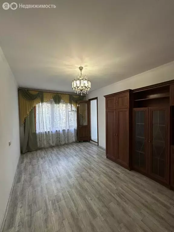 3-комнатная квартира: Симферополь, улица Лермонтова, 18 (62.3 м) - Фото 1