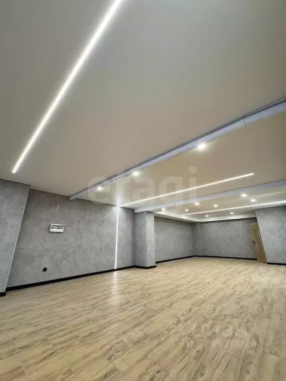 Торговая площадь в Татарстан, Казань ул. Гарифа Ахунова, 22А (605 м) - Фото 0