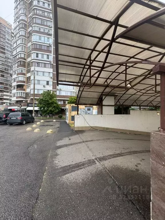 Гараж в Краснодарский край, Краснодар Юбилейный мкр, бул. Клары Лучко, ... - Фото 1