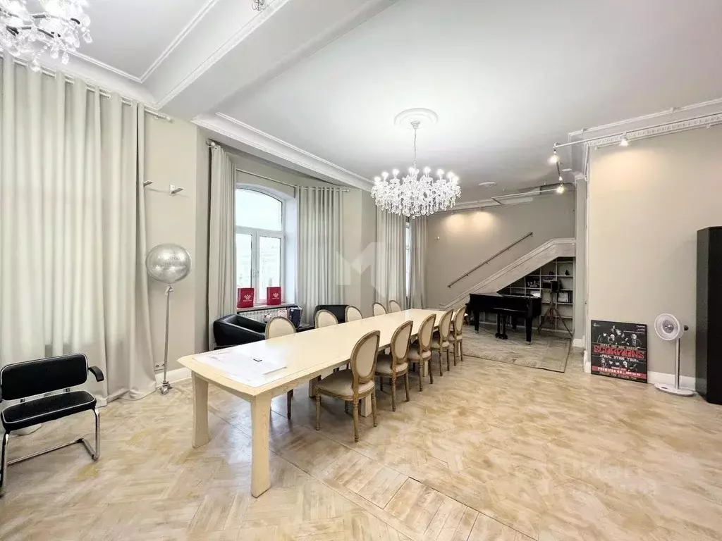 4-к кв. Москва ул. Спиридоновка, 27/24 (211.0 м) - Фото 1