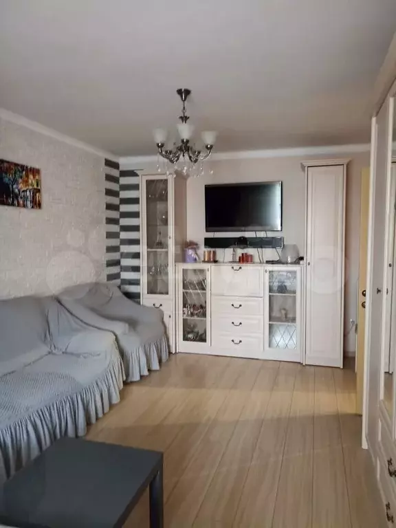 2-к. квартира, 51 м, 5/5 эт. - Фото 1