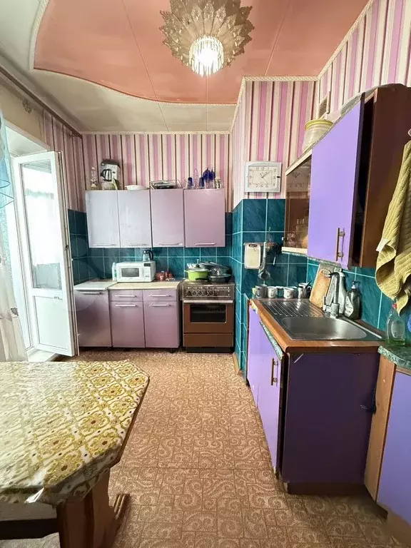 2-к. квартира, 56 м, 1/9 эт. - Фото 1