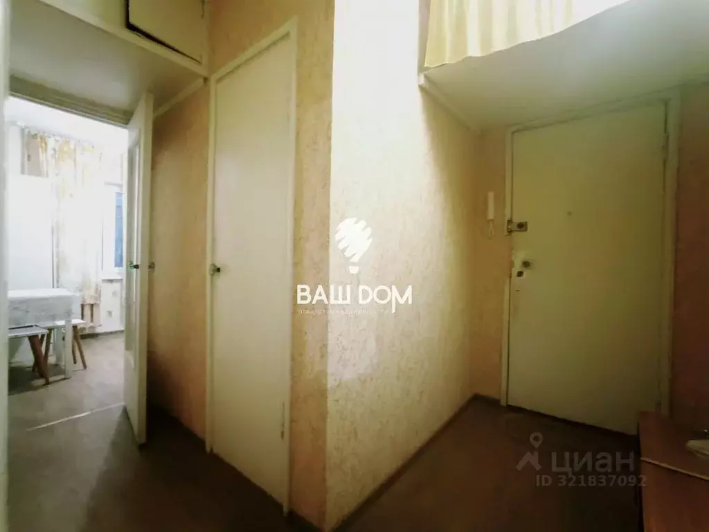 3-к кв. Брянская область, Брянск ул. Молодой Гвардии, 85 (44.8 м) - Фото 2