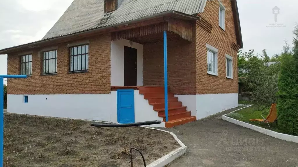 Коттедж в Омская область, Калачинск ул. Черепова (275 м) - Фото 1