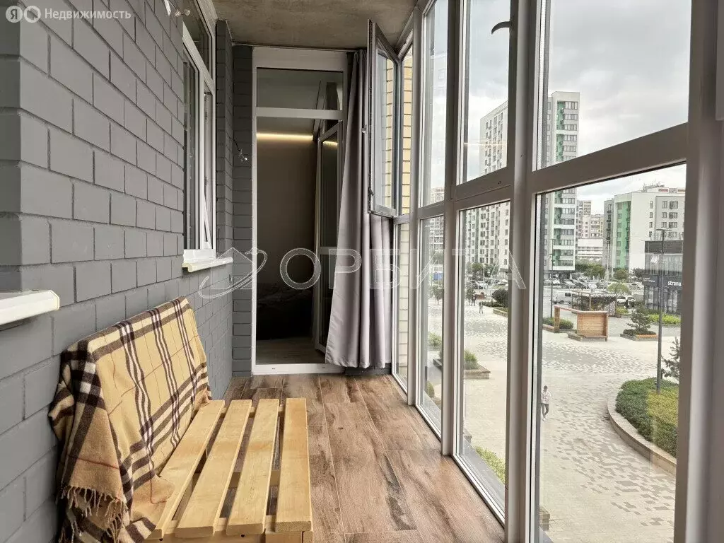 2-комнатная квартира: Тюмень, улица Газовиков, 73 (63.9 м) - Фото 1