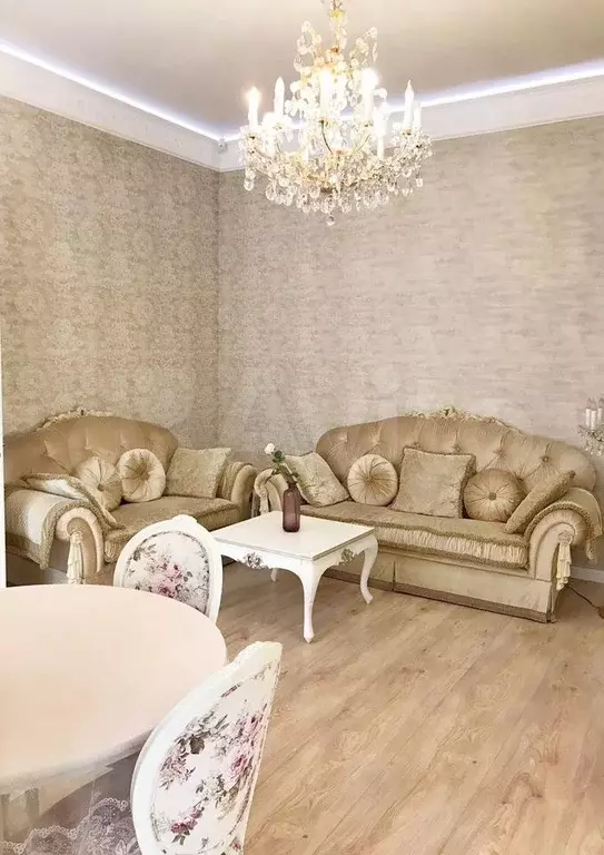2-к. квартира, 66 м, 1/2 эт. - Фото 1